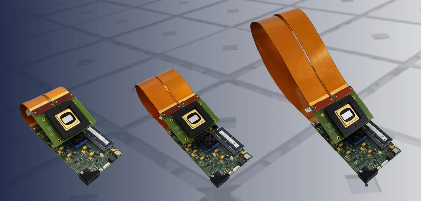 SuperSpeed V-9501 equipped with three different lengths of flex cables