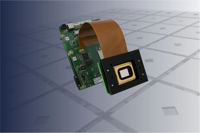 SuperSpeed V-Module V-7001+ with a flex cable in rigid length. Clicking on the box leads to the two available options of V-7001+.